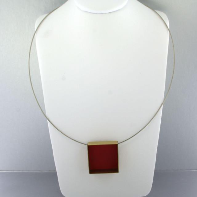 BE20250083-1-2000x2000